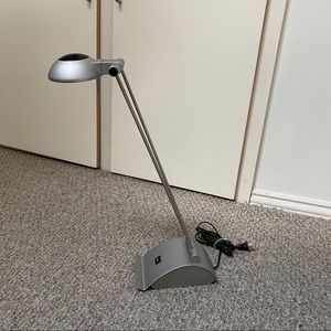 DESK LAMP